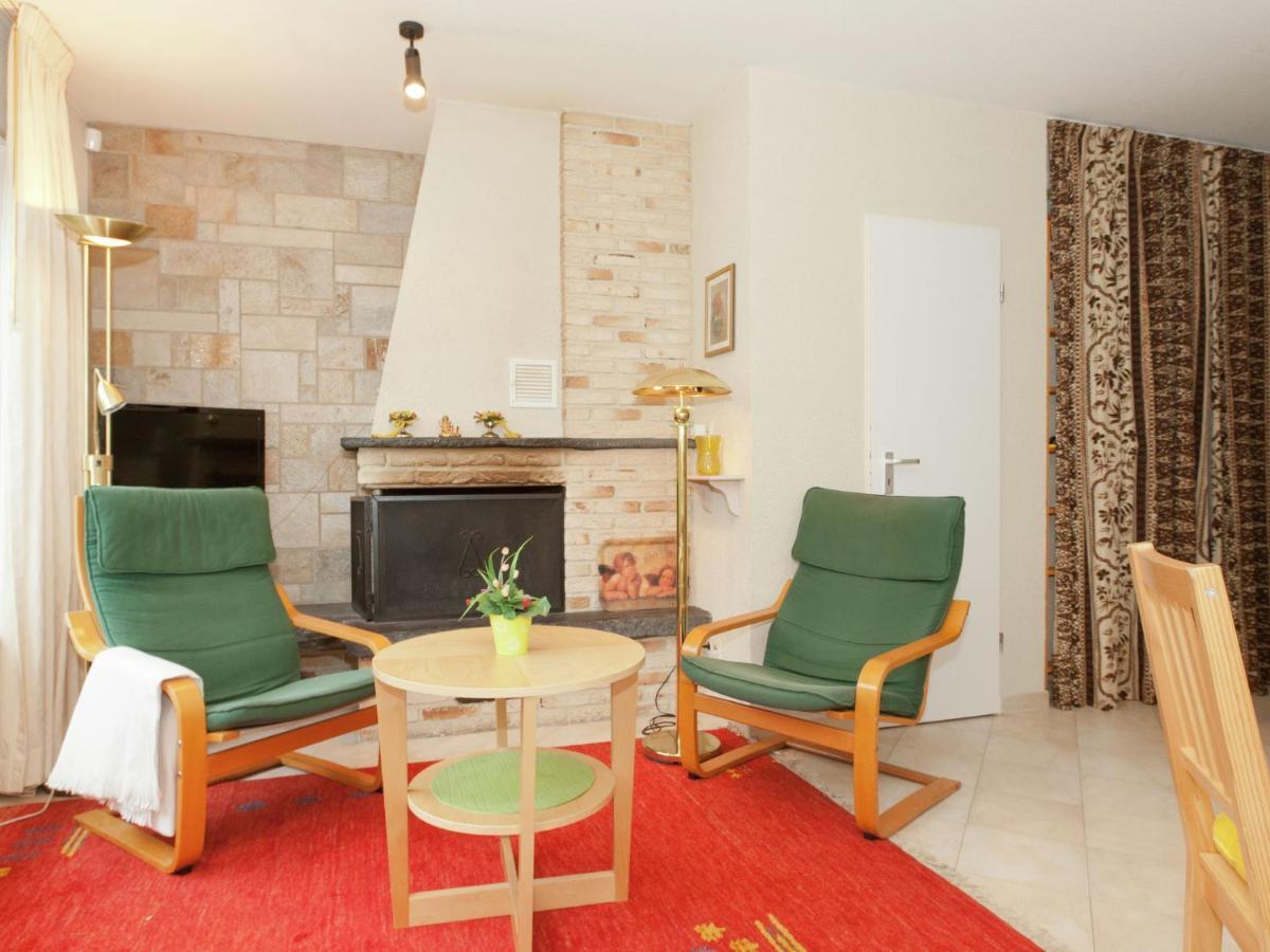 Cosy In Hildfeld With Terrace Ferienhaus