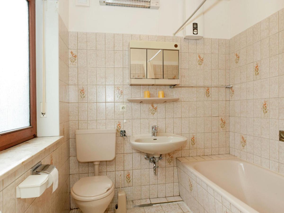 Vakantiehuis Cosy In Hildfeld With Terrace Winterberg